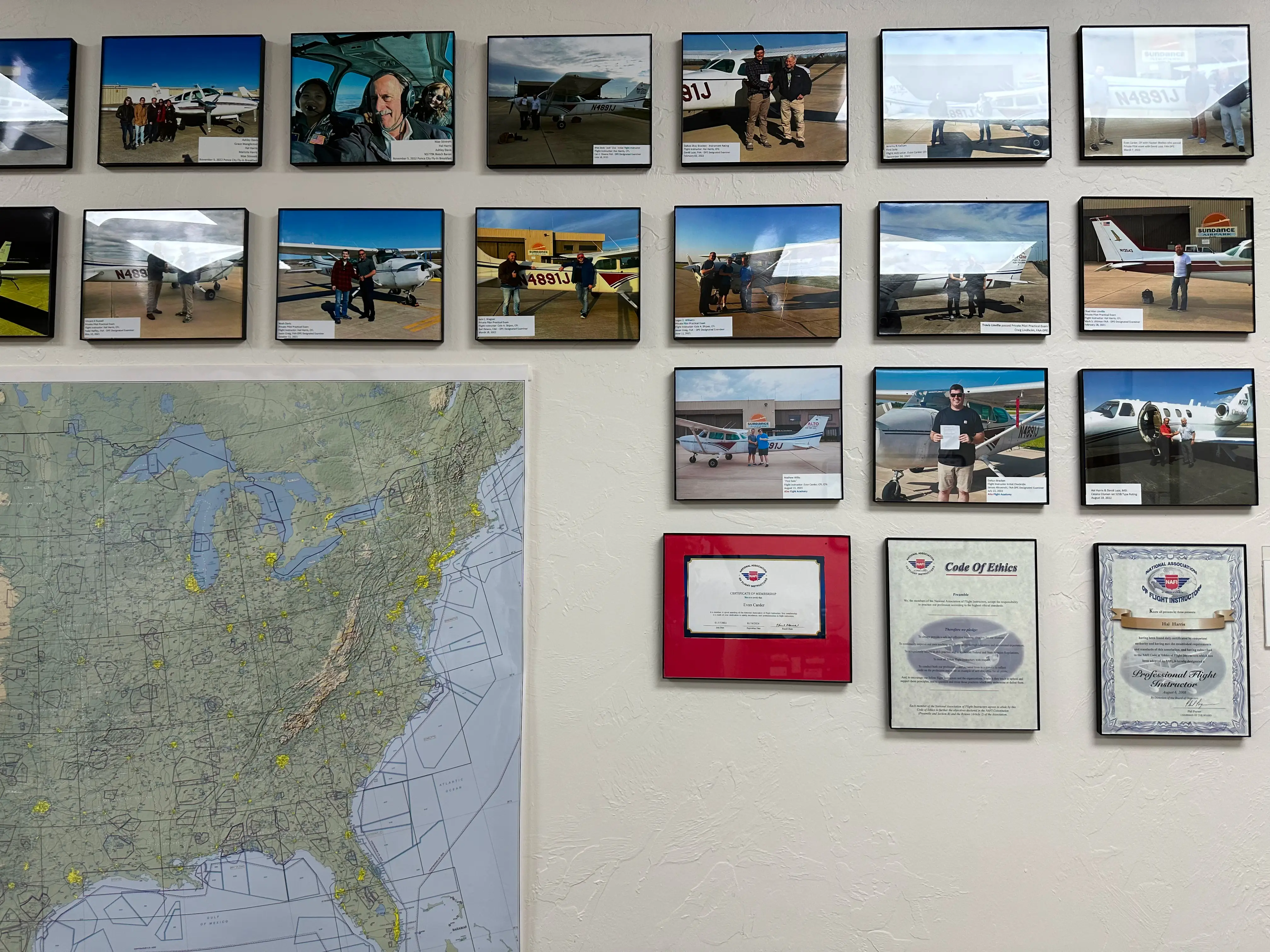 Alto Flight Academy students after completing checkride